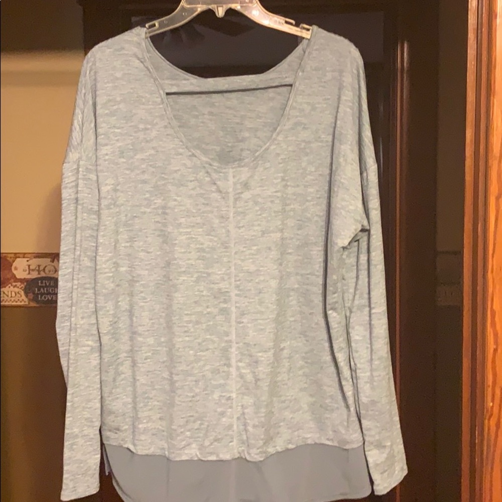 1x blue women’s top
